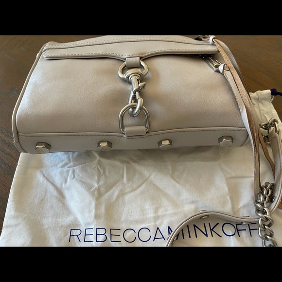 Mini MAC Crossbody - Picture 5 of 6